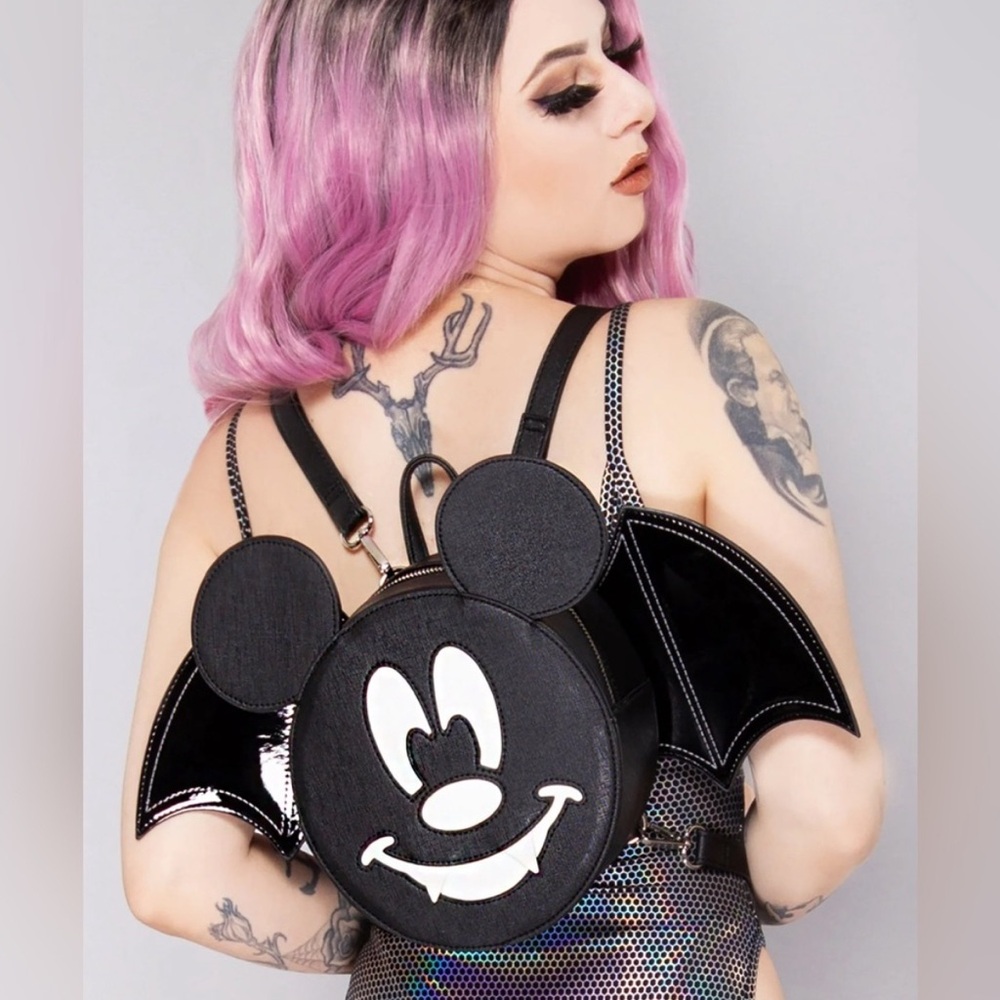 NWT LASR Exclusive Bat Mickey Loungefly Backpack - Picture 2 of 6